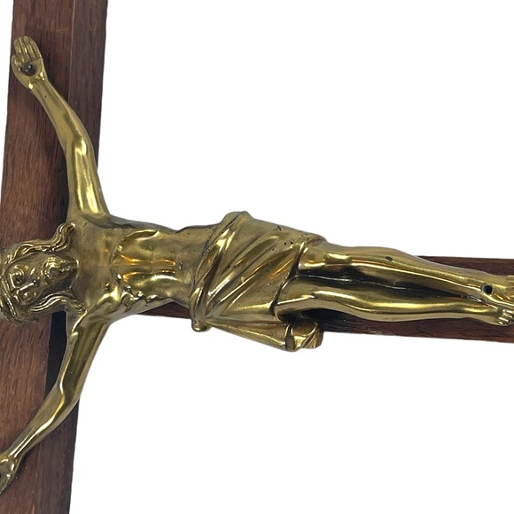 Vintage solid wood brass Jesus wall Crucifix Catholic Religious - Picture 2 of 9